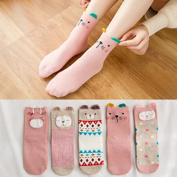 Нови есенно-зимни чорапи за жени Стереоскопични анимационни животински чорапи midtube памук сладък перо прежда чорапи