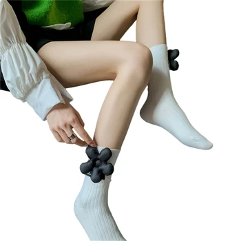 Жените Harajuku памучни чорапи Y2K реколта 3D подплатени цвете оребрени плетени чорапи