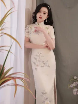 Високо качество облицована бежово дълго Cheongsam Qipao жени ежедневно мода рокля тънък парти костюм флорални реколта рокли S до XXL